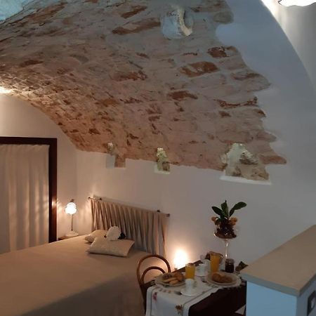Donna Lucrezia Dimora A Corte B&B 孔韦尔萨诺 外观 照片